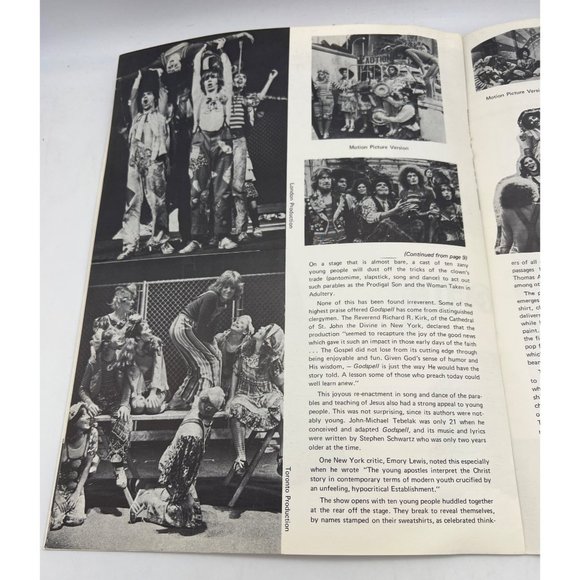 1970s Godspell Musical Play Program Traveling Production Cast & Show Information - Picture 8 of 9
